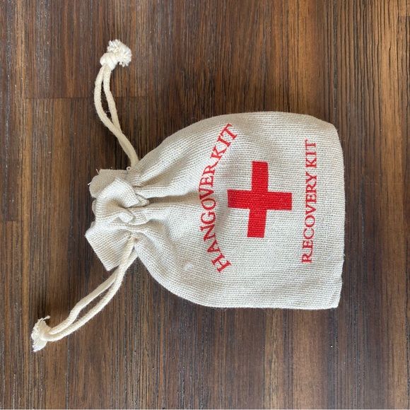 Party Favor Bags - Hangover Kit / Recovery Kit - Bundle of 7 - Picture 3 of 3